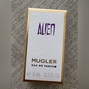 Mugler Alien Mini Deluxe Travel Size 6 ML new in box 0.2 oz